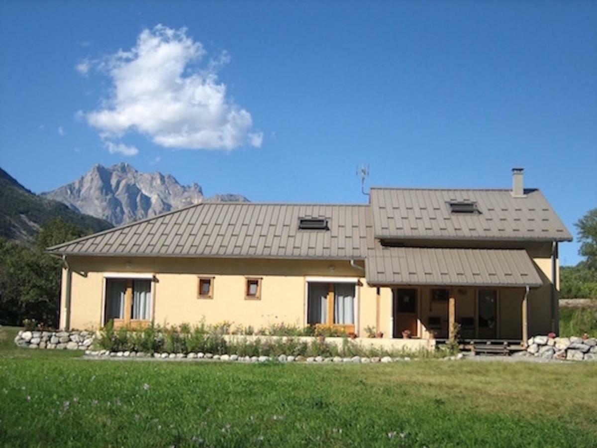 Chambres D'Hotes La Pierre D'Oran L'Argentiere-la-Bessee Ngoại thất bức ảnh